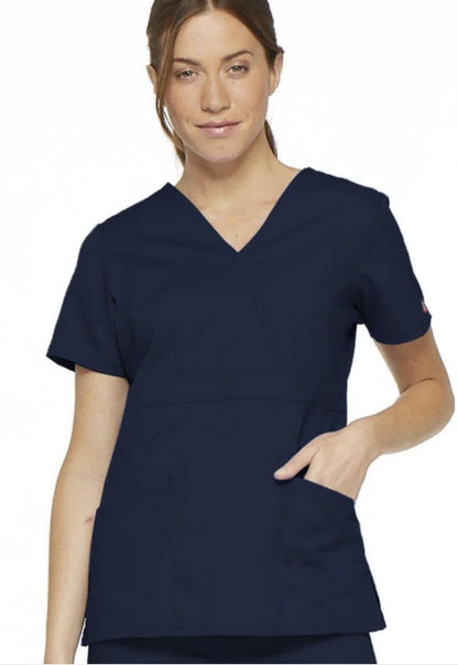 TOP 86806 - MyScrubs Uniformes Clínicos
